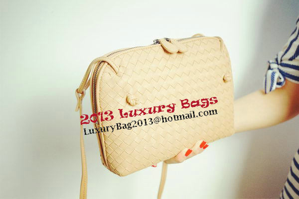 Bottega Veneta Bicolors Intrecciato Nappa Cross Body Bag BV9610 Bottega Veneta Bicolors Intrecciato Nappa Cross Body Bag BV9610