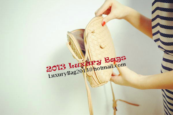 Bottega Veneta Bicolors Intrecciato Nappa Cross Body Bag BV9610 Bottega Veneta Bicolors Intrecciato Nappa Cross Body Bag BV9610