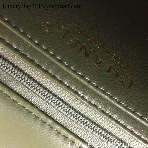 Chanel mini Classic Flap Bag Green Original Sheepskin Chevron Leather CHA5500 Gold Chanel mini Classic Flap Bag Green Original Sheepskin Chevron Leather CHA5500 Gold