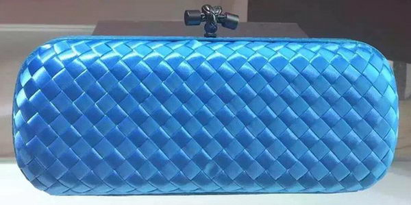 Bottega Veneta STRETCH Knot Sheepskin Leather Clutch BV8651 Light Blue