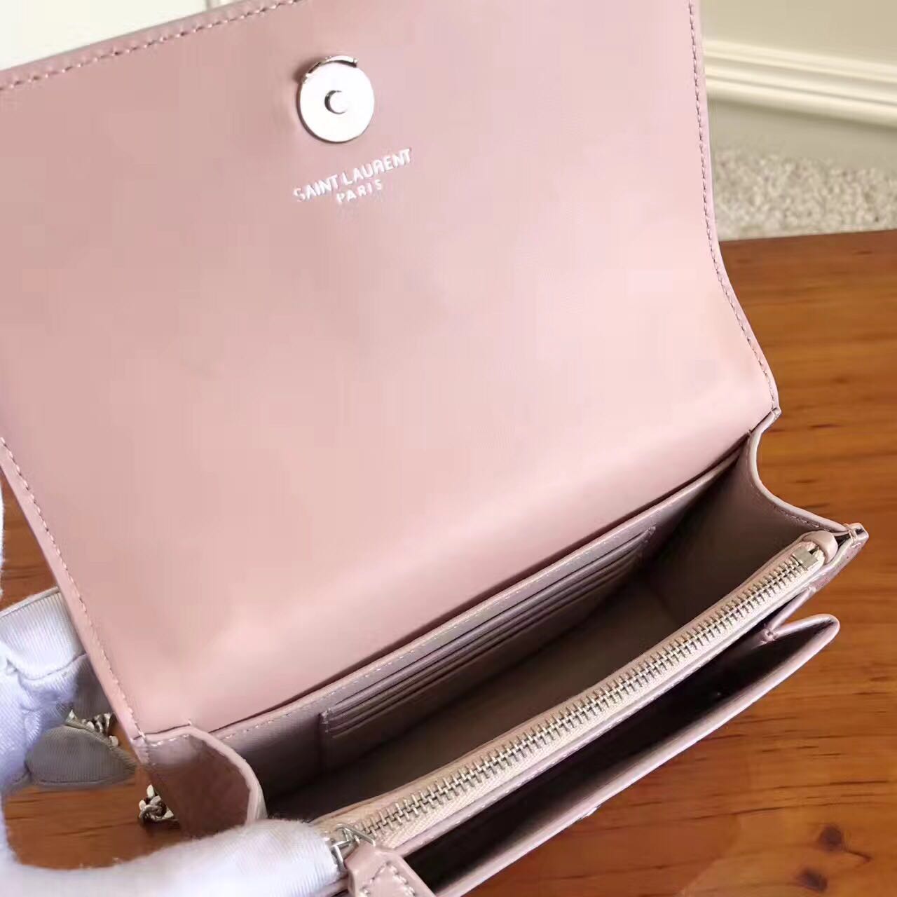 Yves Saint Laurent Cross-body Croco Original Leatehr Shoulder Bag Y8606 Pink Yves Saint Laurent Cross-body Croco Original Leatehr Shoulder Bag Y8606 Pink