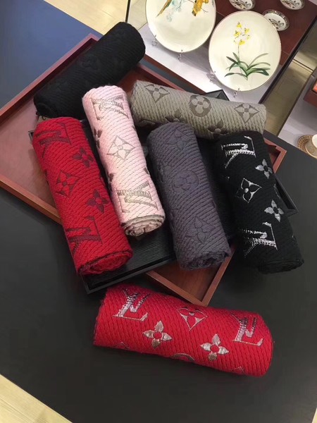 Louis Vuitton Scarf LVS7760E Louis Vuitton Scarf LVS7760E