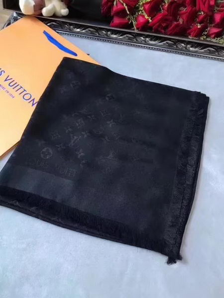 Louis Vuitton Scarf LVS9219A Louis Vuitton Scarf LVS9219A