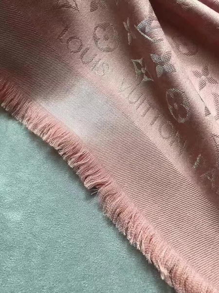 Louis Vuitton Scarf LVS9224A Louis Vuitton Scarf LVS9224A