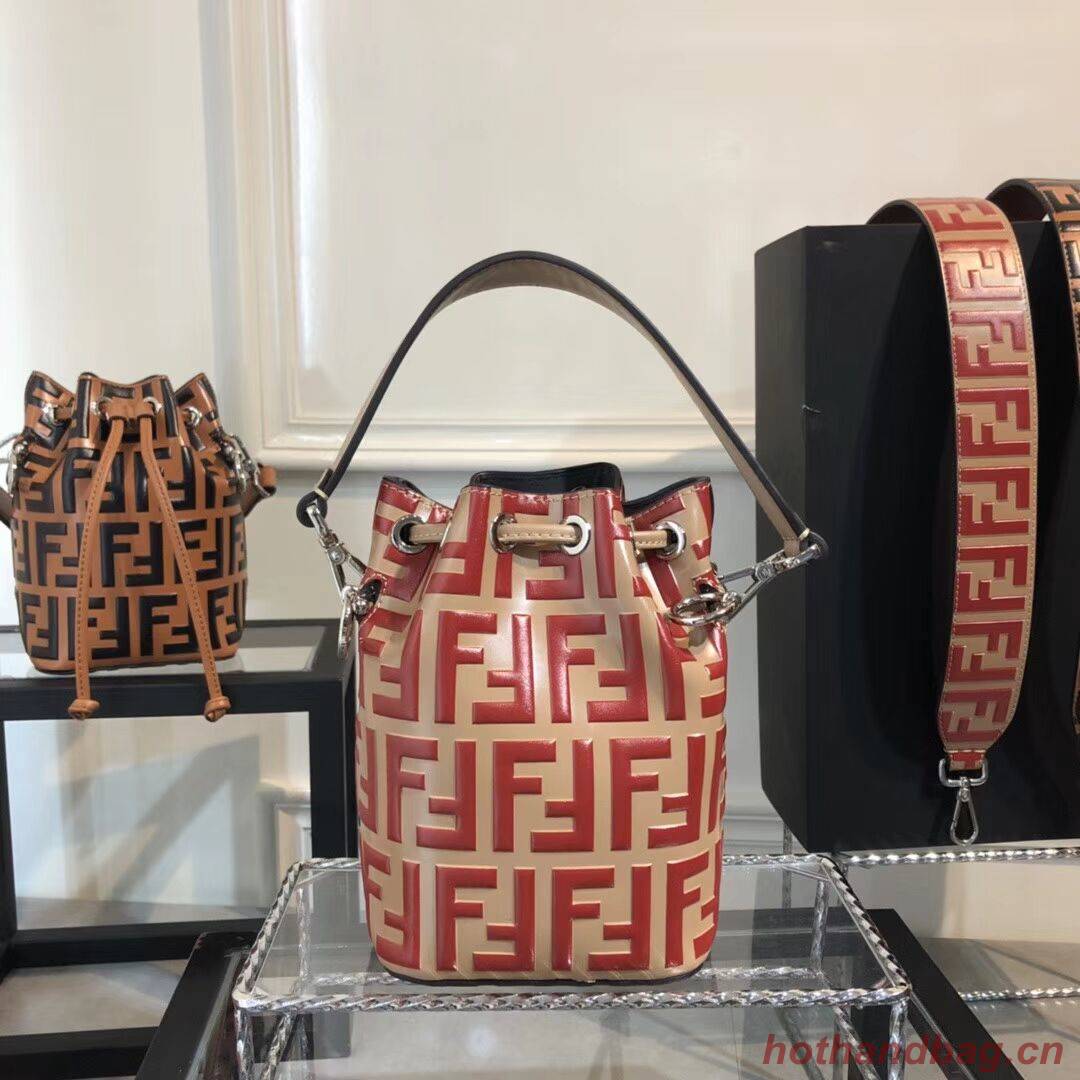 Fendi KAN I LOGO Handbag F0835 red Fendi KAN I LOGO Handbag F0835 red