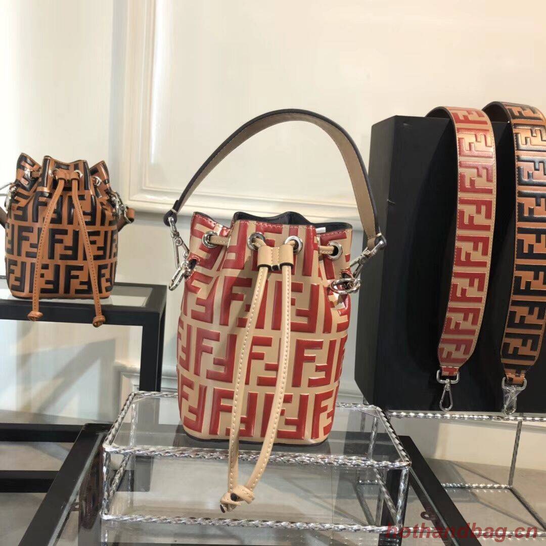 Fendi KAN I LOGO Handbag F0835 red Fendi KAN I LOGO Handbag F0835 red