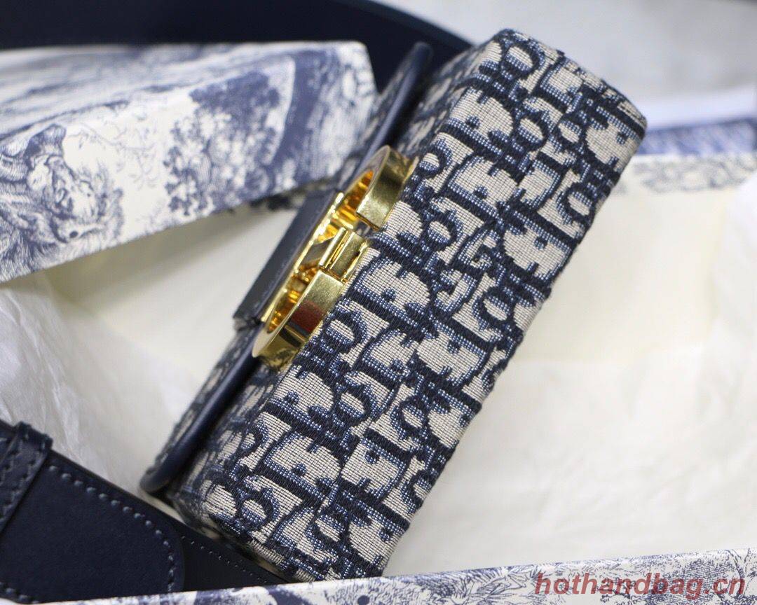 Dior 30 MONTAIGNE DIOR OBLIQUE BAG M9204 Blue Dior 30 MONTAIGNE DIOR OBLIQUE BAG M9204 Blue