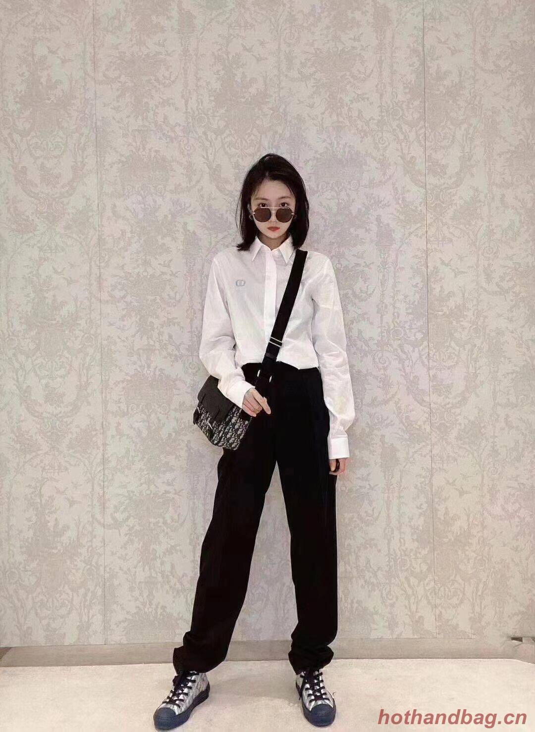 MEDIUM DIOR BOBBY BAG Blue Dior Oblique Jacquard CR9094 MEDIUM DIOR BOBBY BAG Blue Dior Oblique Jacquard CR9094