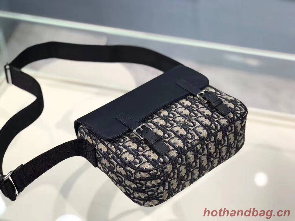 MEDIUM DIOR BOBBY BAG Blue Dior Oblique Jacquard CR9094 MEDIUM DIOR BOBBY BAG Blue Dior Oblique Jacquard CR9094