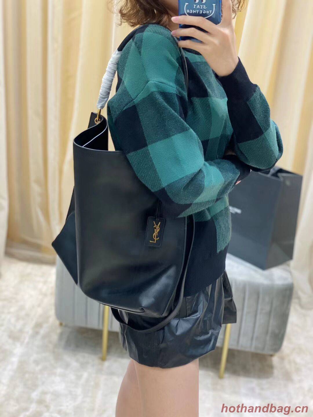 Yves Saint Laurent Calfskin Leather Shoulder Bag Y635266 black Yves Saint Laurent Calfskin Leather Shoulder Bag Y635266 black