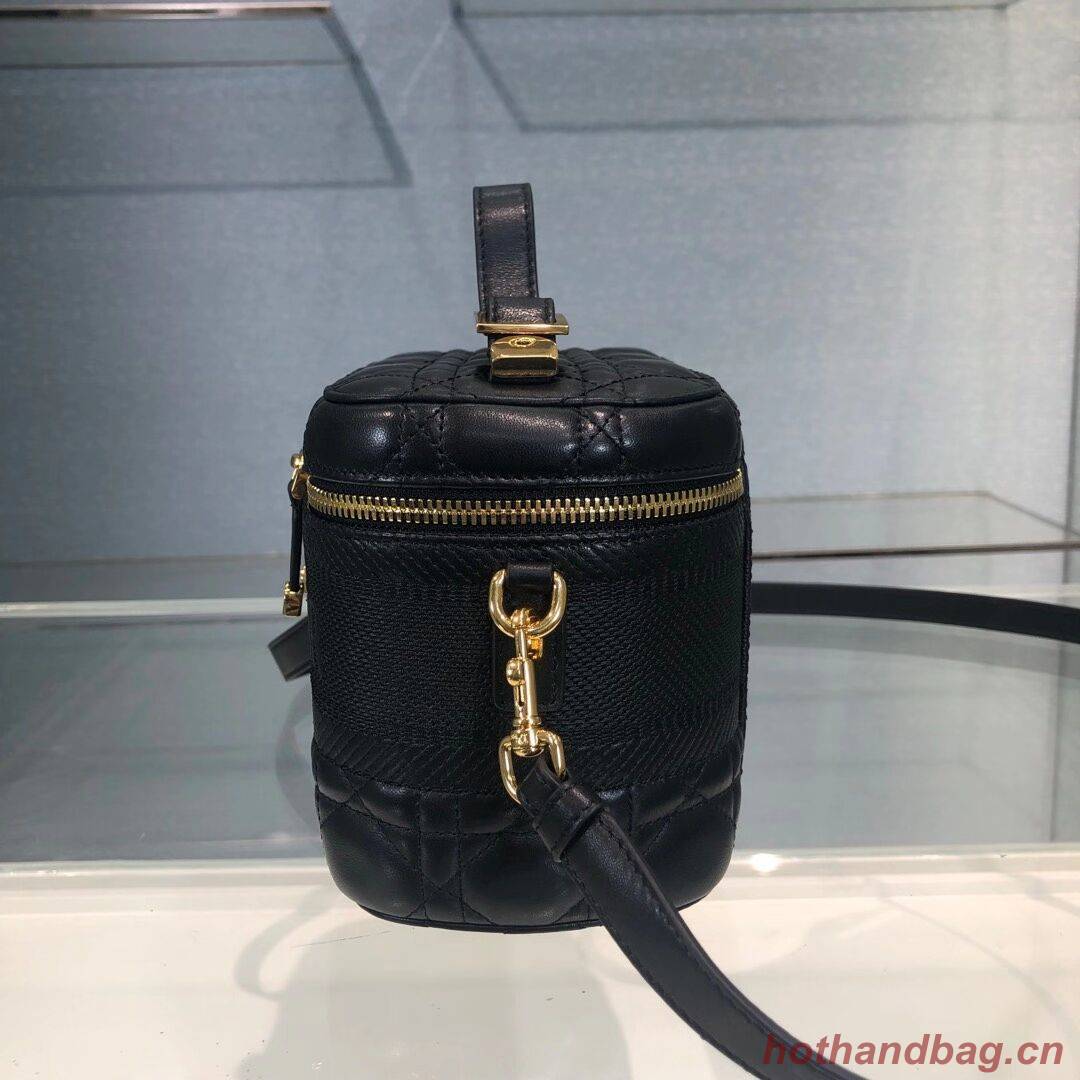 DIOR SMALL DIORTRAVEL VANITY CASE Cannage Lambskin S5488U black DIOR SMALL DIORTRAVEL VANITY CASE Cannage Lambskin S5488U black