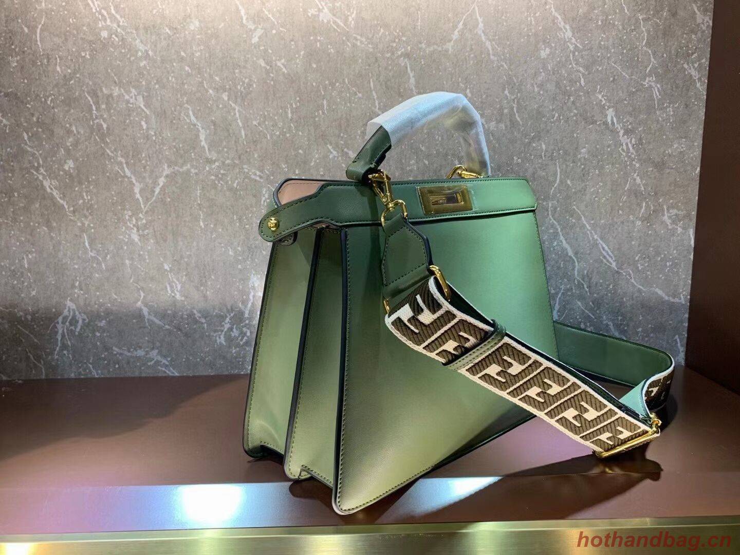 FENDI PEEKABOO ISEEU MEDIUM Green leather bag 8BN321A6 FENDI PEEKABOO ISEEU MEDIUM Green leather bag 8BN321A6