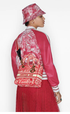 MEDIUM LADY D-LITE BAG Raspberry Toile de Jouy Reverse Embroidery M0565OR MEDIUM LADY D-LITE BAG Raspberry Toile de Jouy Reverse Embroidery M0565OR