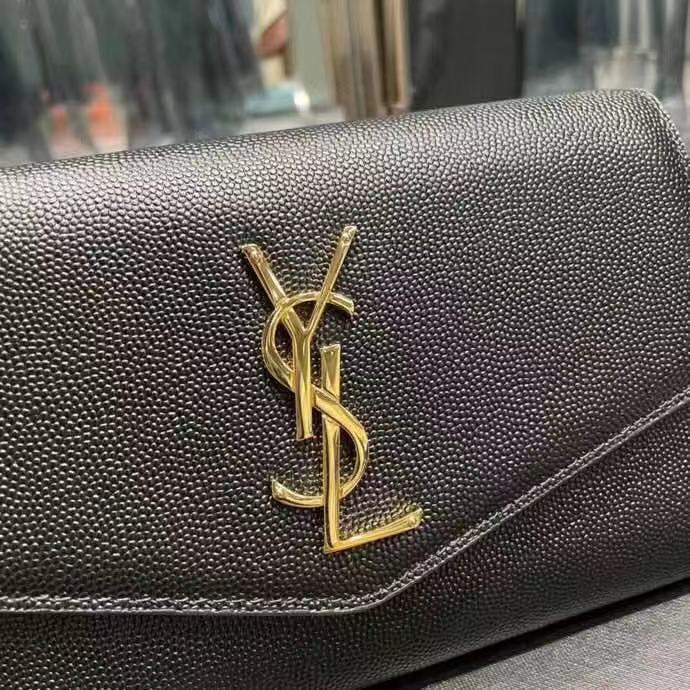 Yves Saint Laurent Calf leather cross-body bag Y707788 black Yves Saint Laurent Calf leather cross-body bag Y707788 black