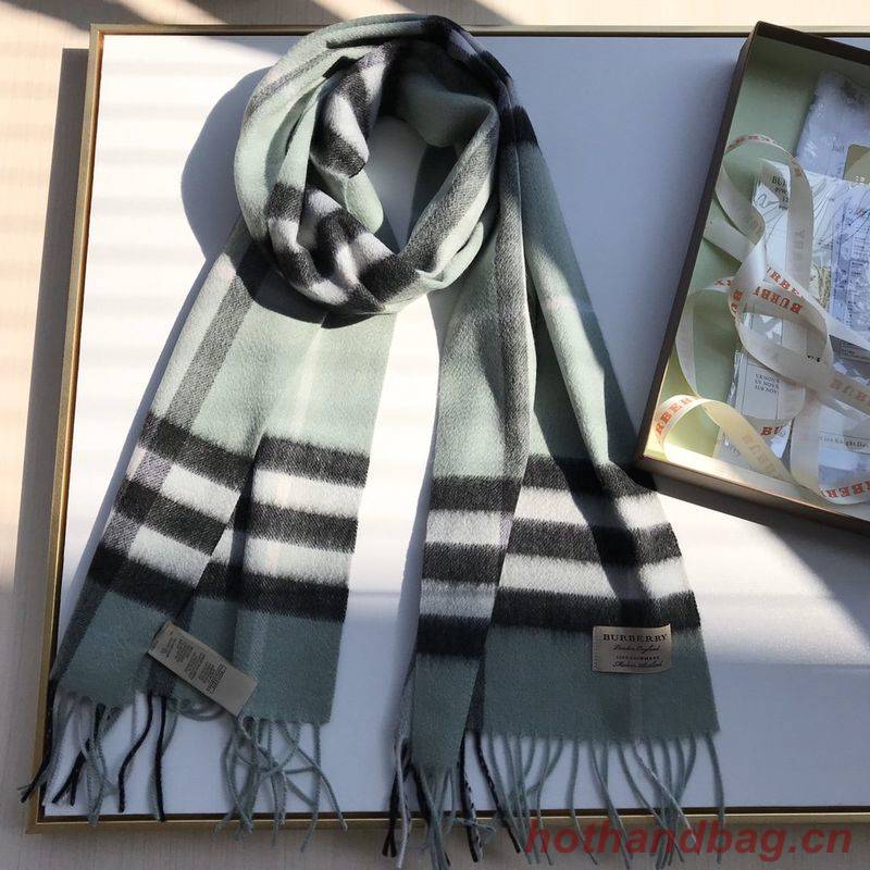 Burberry Scarf B00244 Burberry Scarf B00244