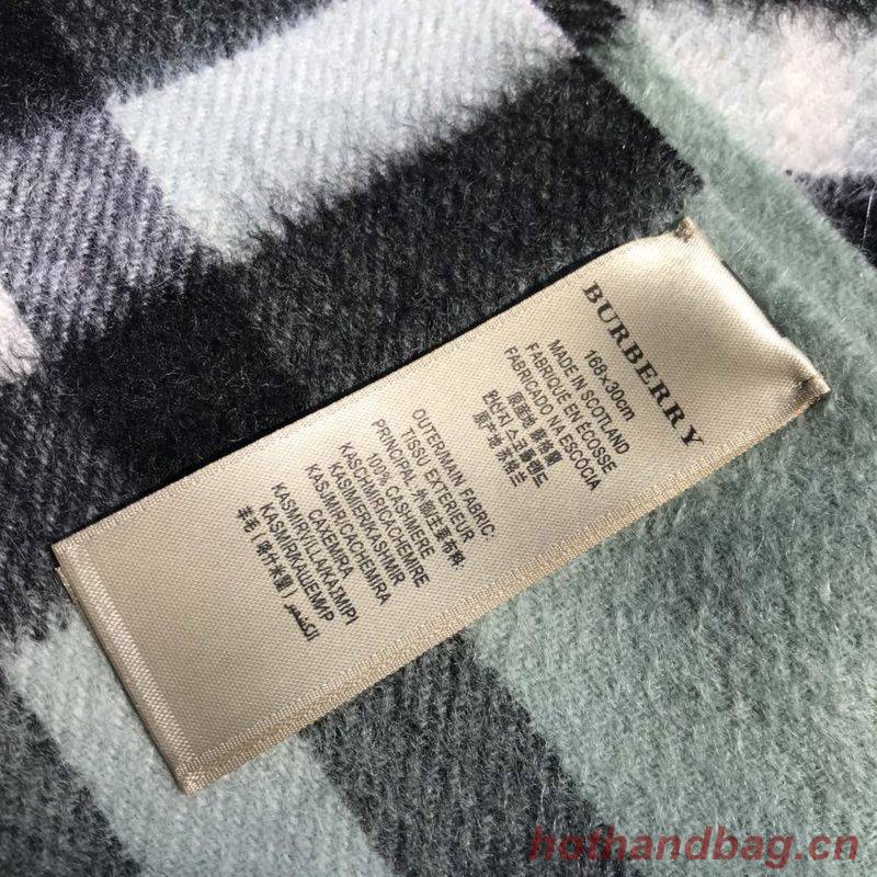 Burberry Scarf B00244 Burberry Scarf B00244