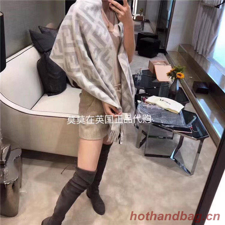 Fendi Scarf F00018 Fendi Scarf F00018