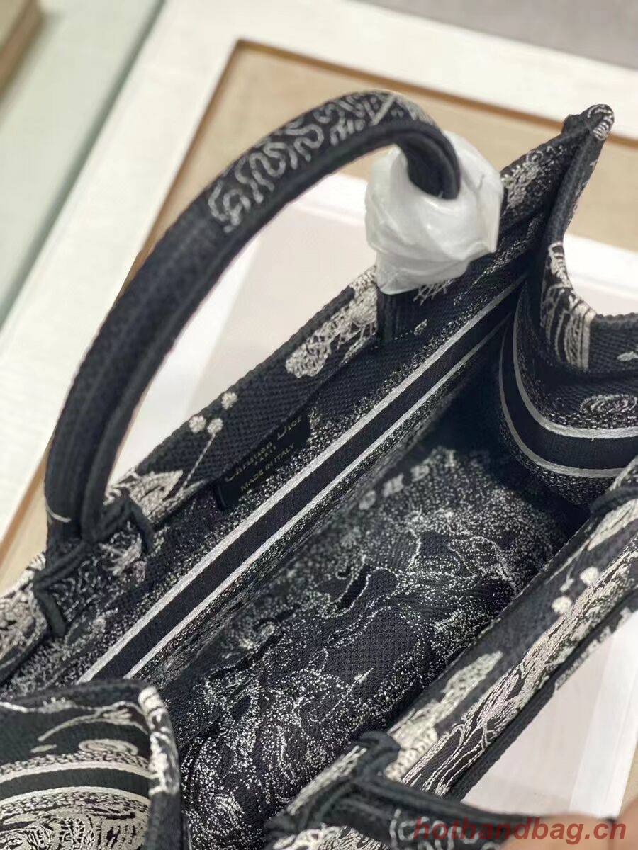 SMALL DIOR BOOK TOTE Embroidery C1331-9 black SMALL DIOR BOOK TOTE Embroidery C1331-9 black