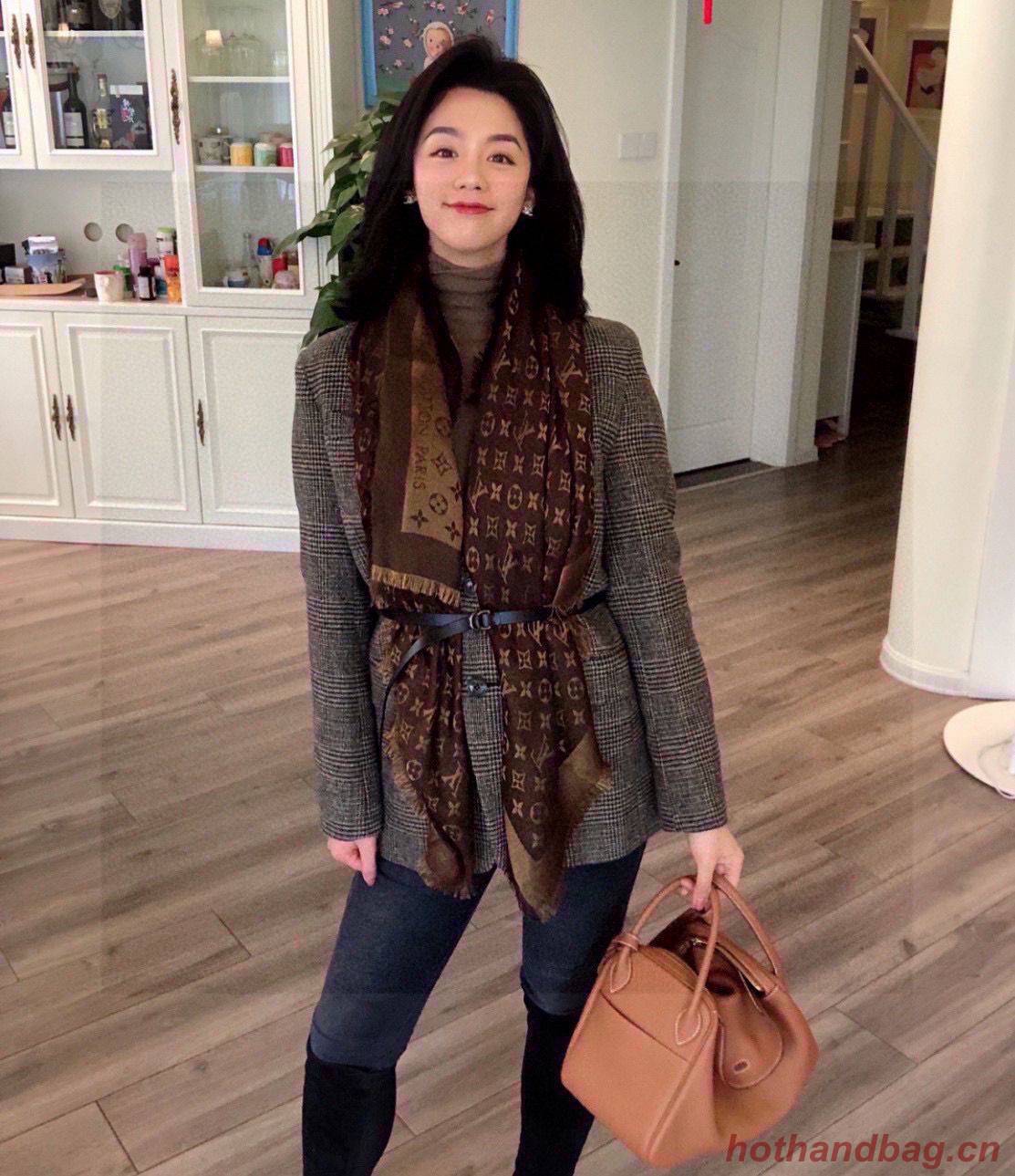 Louis Vuitton Scarf LVS6325 Louis Vuitton Scarf LVS6325