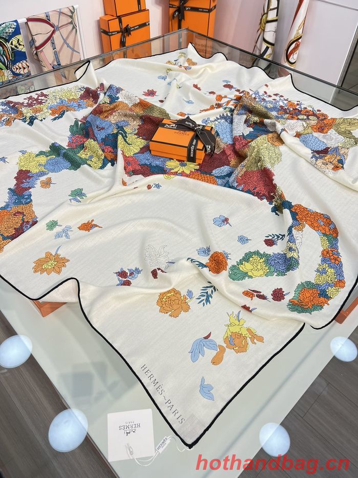 Hermes Scarf HEC00501 Hermes Scarf HEC00501