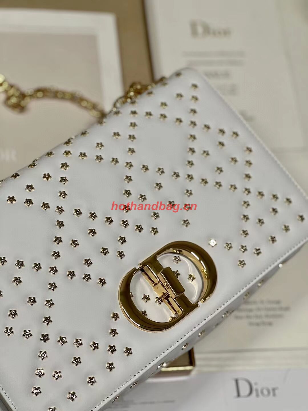 DIOR CARO MACROCANNAGE POUCH Macrocannage Calfskin with Star Motif C3136 white&gold DIOR CARO MACROCANNAGE POUCH Macrocannage Calfskin with Star Motif C3136 white&gold