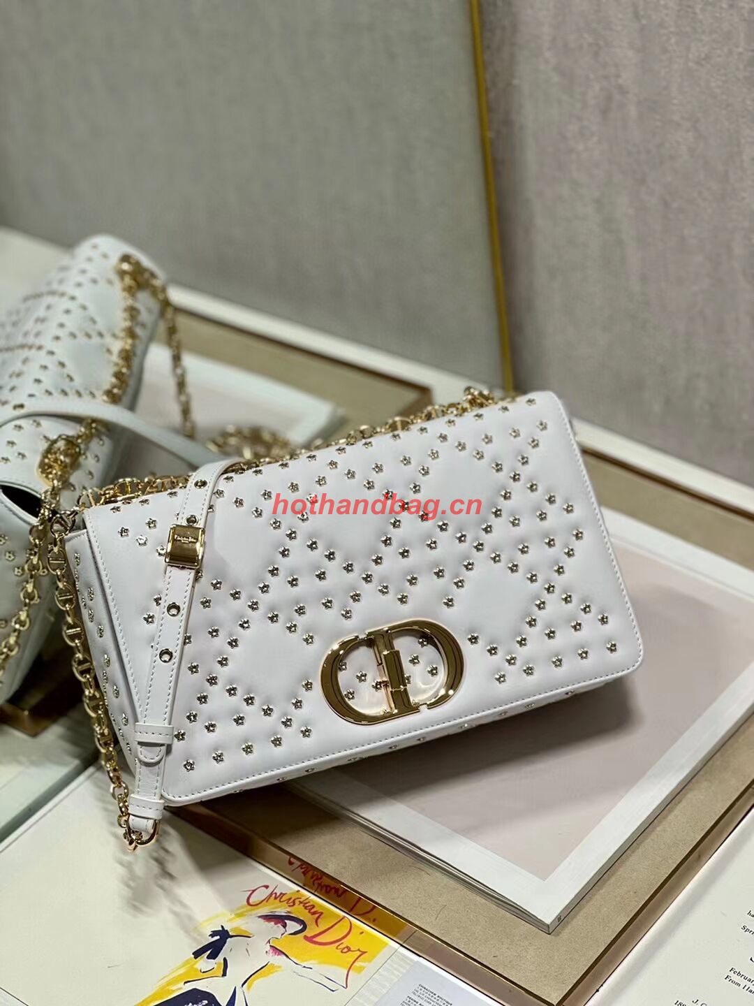 DIOR CARO MACROCANNAGE POUCH Macrocannage Calfskin with Star Motif C3136 white&gold DIOR CARO MACROCANNAGE POUCH Macrocannage Calfskin with Star Motif C3136 white&gold