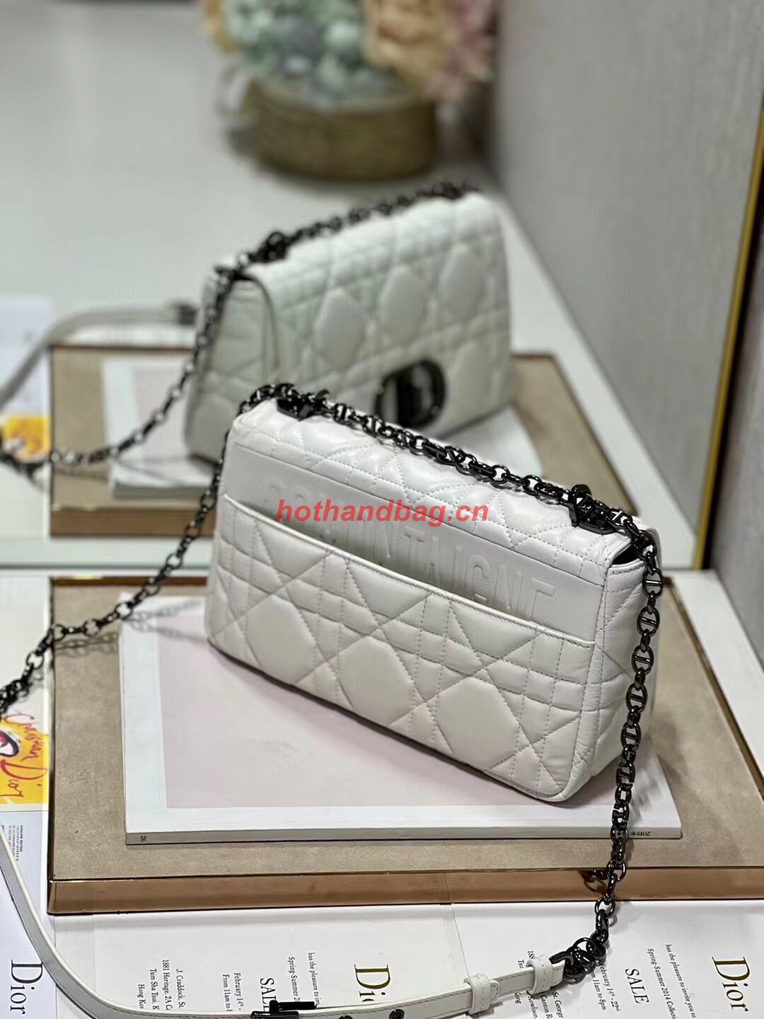 MEDIUM DIOR CARO BAG Supple Cannage Calfskin M9242U white&black MEDIUM DIOR CARO BAG Supple Cannage Calfskin M9242U white&black