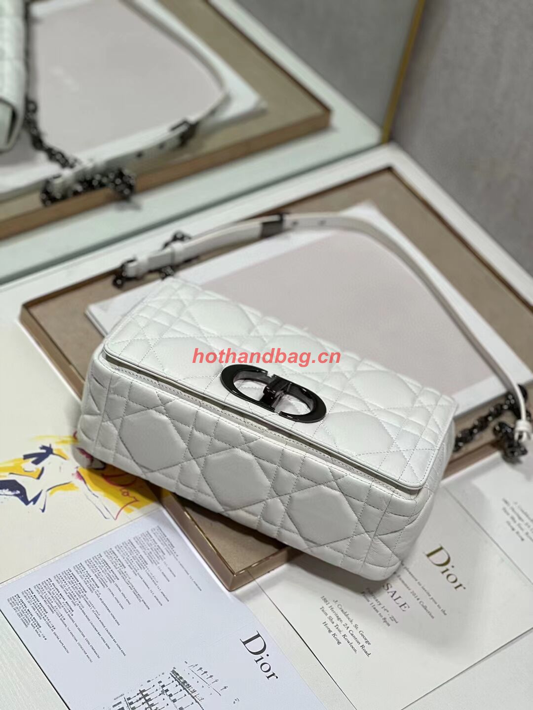 MEDIUM DIOR CARO BAG Supple Cannage Calfskin M9242U white&black MEDIUM DIOR CARO BAG Supple Cannage Calfskin M9242U white&black