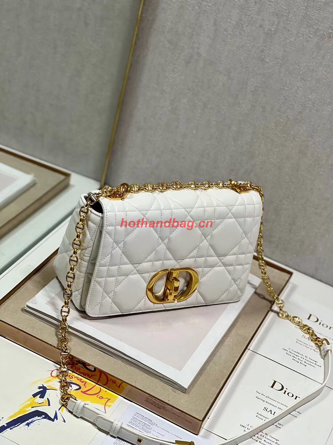 MEDIUM DIOR CARO BAG Supple Cannage Calfskin M9242U white&gold MEDIUM DIOR CARO BAG Supple Cannage Calfskin M9242U white&gold