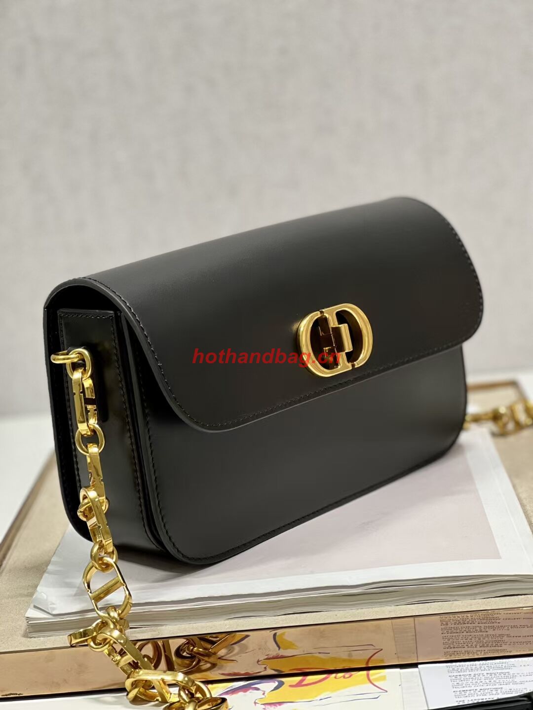 Dior 30 MONTAIGNE AVENUE BAG Dusty Box Calfskin M9260 BLACK Dior 30 MONTAIGNE AVENUE BAG Dusty Box Calfskin M9260 BLACK