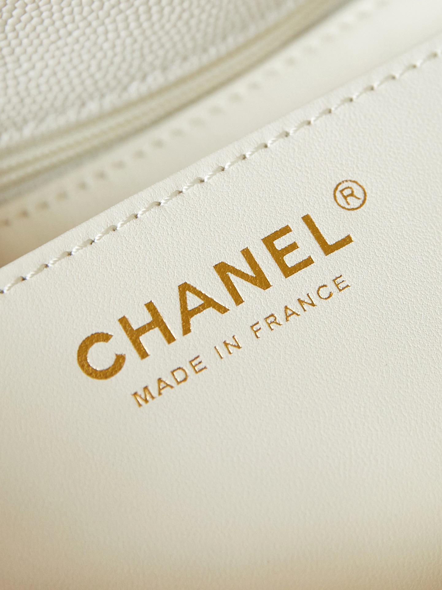 Chanel FLAP BAG WITH TOP HANDLE AS4711 WHITE
