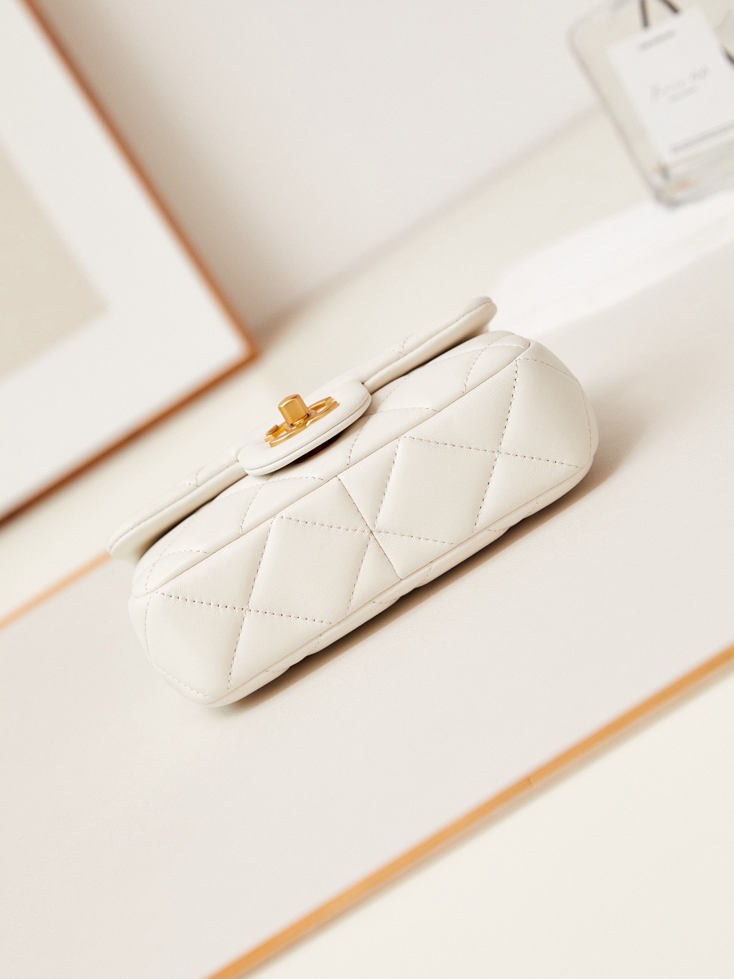 CHANEL MINI FLAP BAG AS4868 WHITE