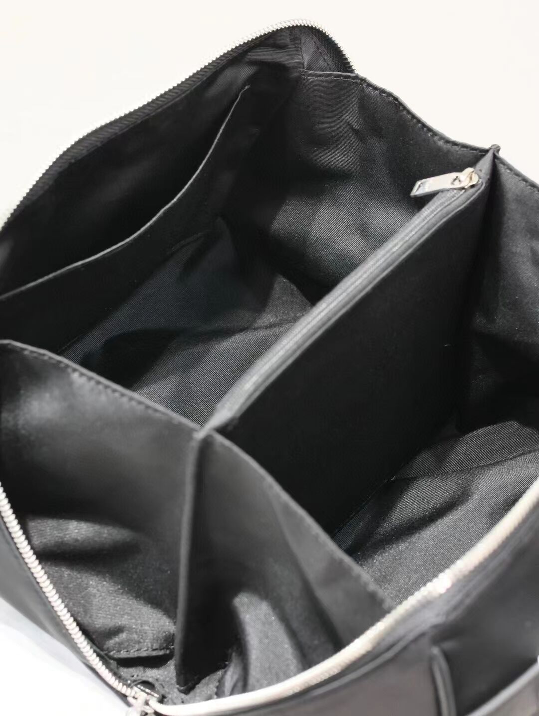 SAINT LAURENT GABY VANITY BAG IN LAMBSKIN Y875317-1 black SAINT LAURENT GABY VANITY BAG IN LAMBSKIN Y875317-1 black