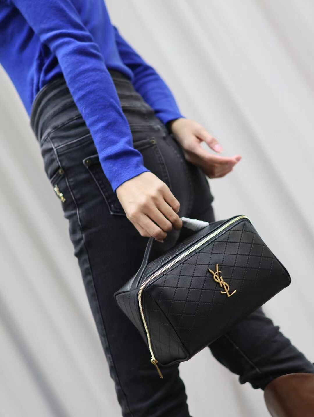 SAINT LAURENT GABY VANITY BAG IN LAMBSKIN Y875317 black SAINT LAURENT GABY VANITY BAG IN LAMBSKIN Y875317 black