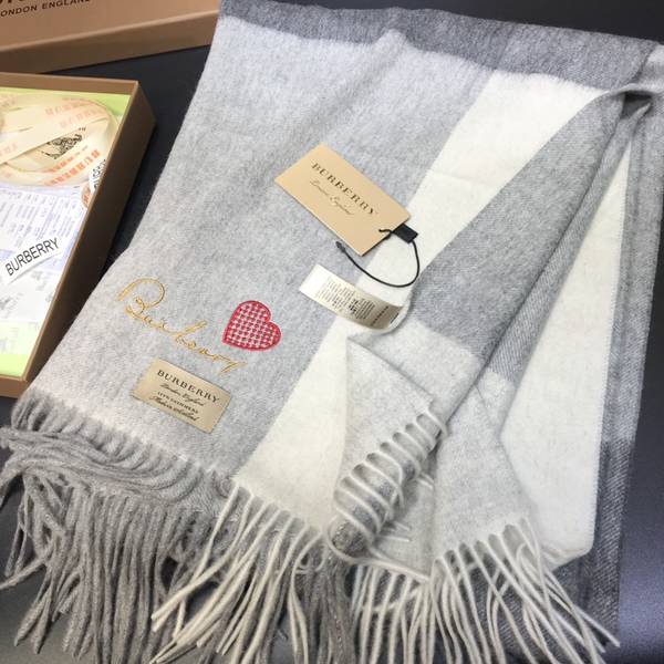 Burberry Scarf BBC00185 Burberry Scarf BBC00185