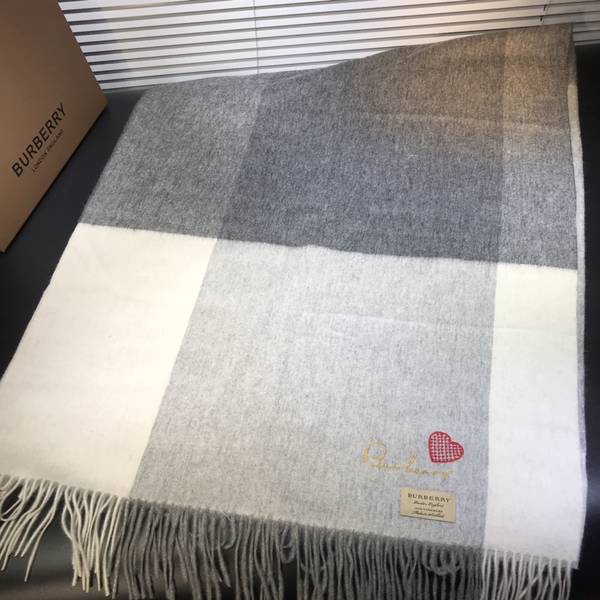 Burberry Scarf BBC00185 Burberry Scarf BBC00185