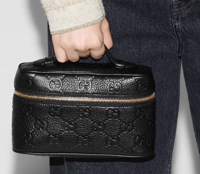 GUCCI GG EMBLEM SUPER MINI BAG 815949 black