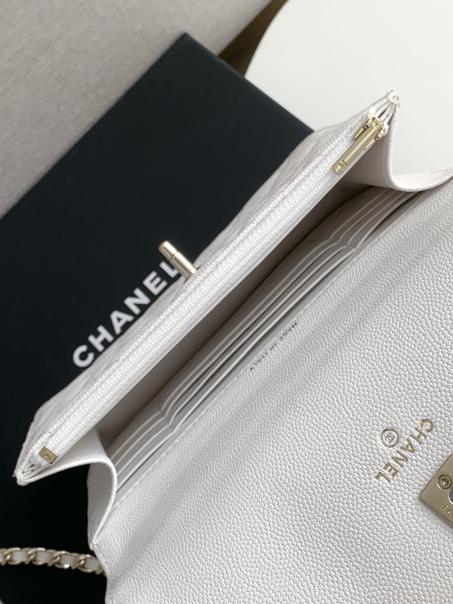 Chanel CLUTCH WITH CHAIN AP4406 White