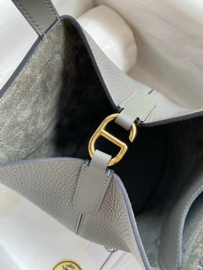 Hermes in the loop Togo Leather Bag H3369-13