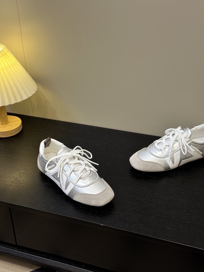 Louis Vuitton Sports shoes 44889-6