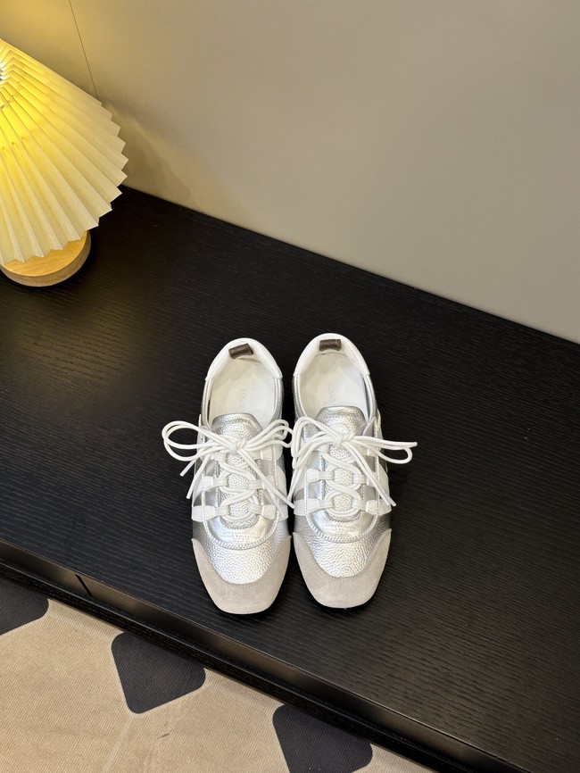 Louis Vuitton Sports shoes 44889-6