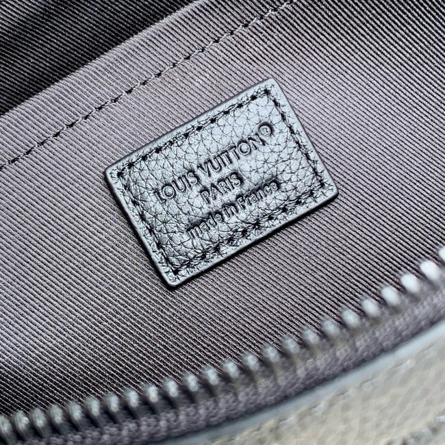 Louis Vuitton Pochette Voyage Souple M14926 black