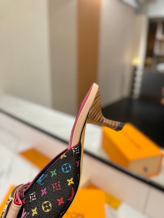 Louis Vuitton Slippers 45001-6
