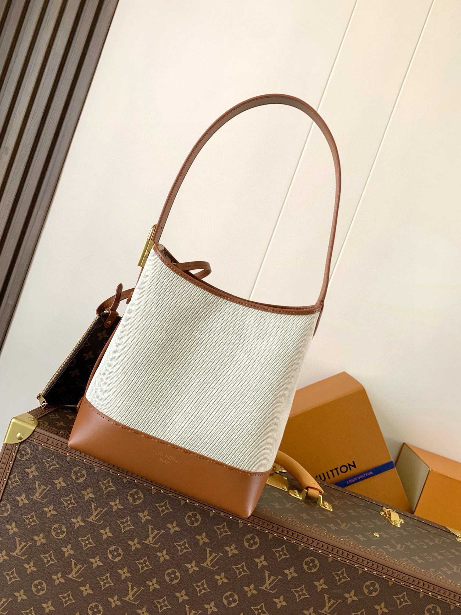 Louis Vuitton Low Key Hobo PM M25468 Brown