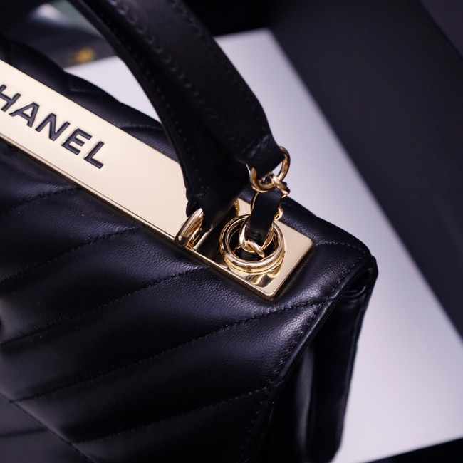 CHANEL small Flap Bag With Top Handle 92236-33