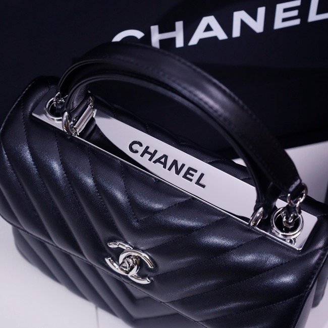 CHANEL small Flap Bag With Top Handle 92236-38