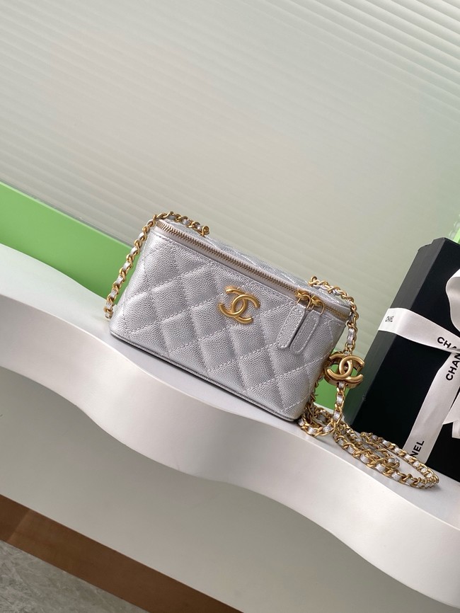 CHANEL MINI CLUTCH Grained Calfskin AP3940 Silvery