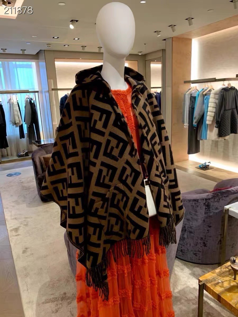 Fendi Cape Double-sided cashmere FDC35916