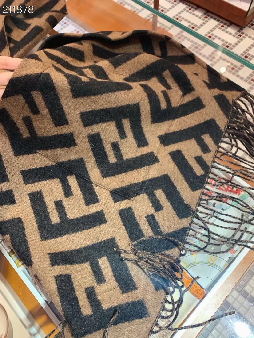 Fendi Cape Double-sided cashmere FDC35916