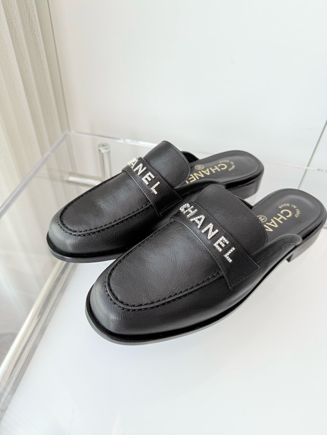 Chanel Womens Princetown slipper 45090-1